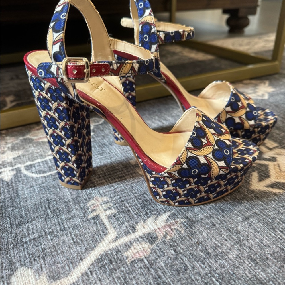 Nine West Blue and Red Floral Platform Sandals